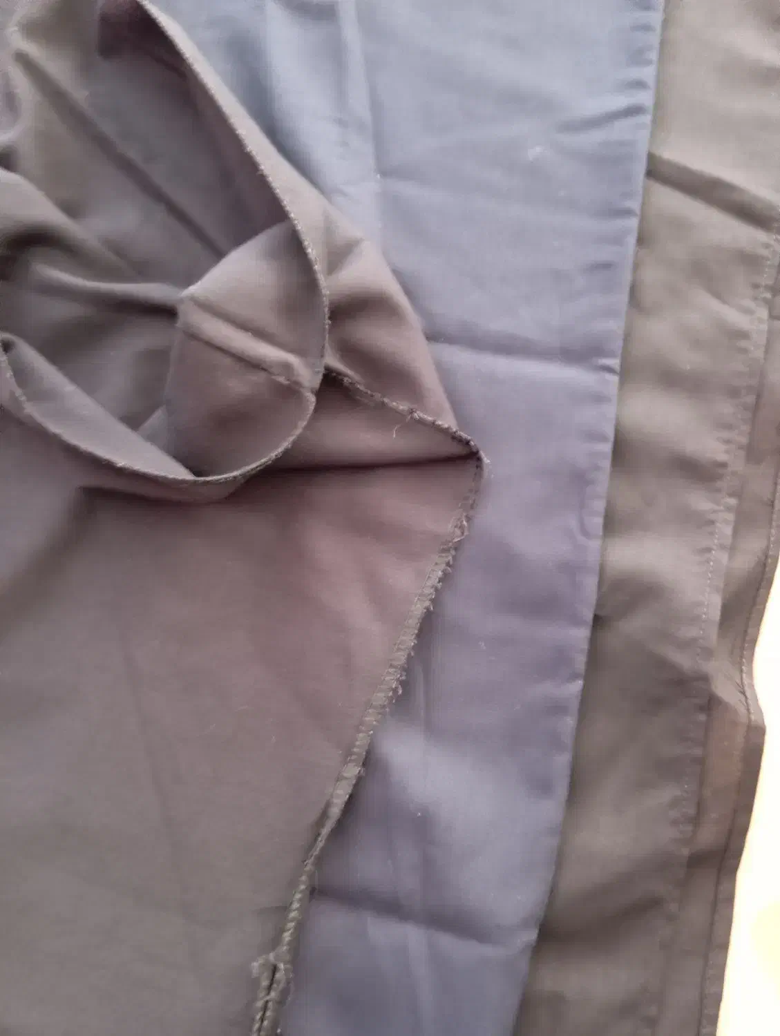 تعدادی مقنعه نو|لباس|صحنه, |دیوار