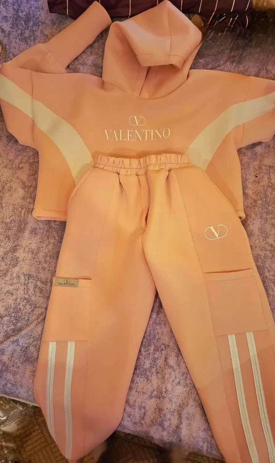 ست هودی شلوار بسیار زیبا کاملا نو تن نخورده|لباس|خرم‌آباد (تنکابن), |دیوار