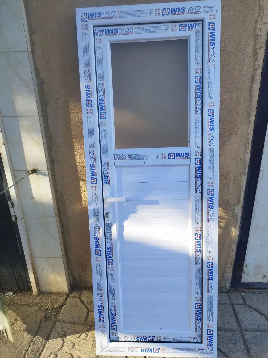 درب سرویس و حمام فوق سنگین طرح upvc|لوازم سرویس بهداشتی|سنقر, |دیوار