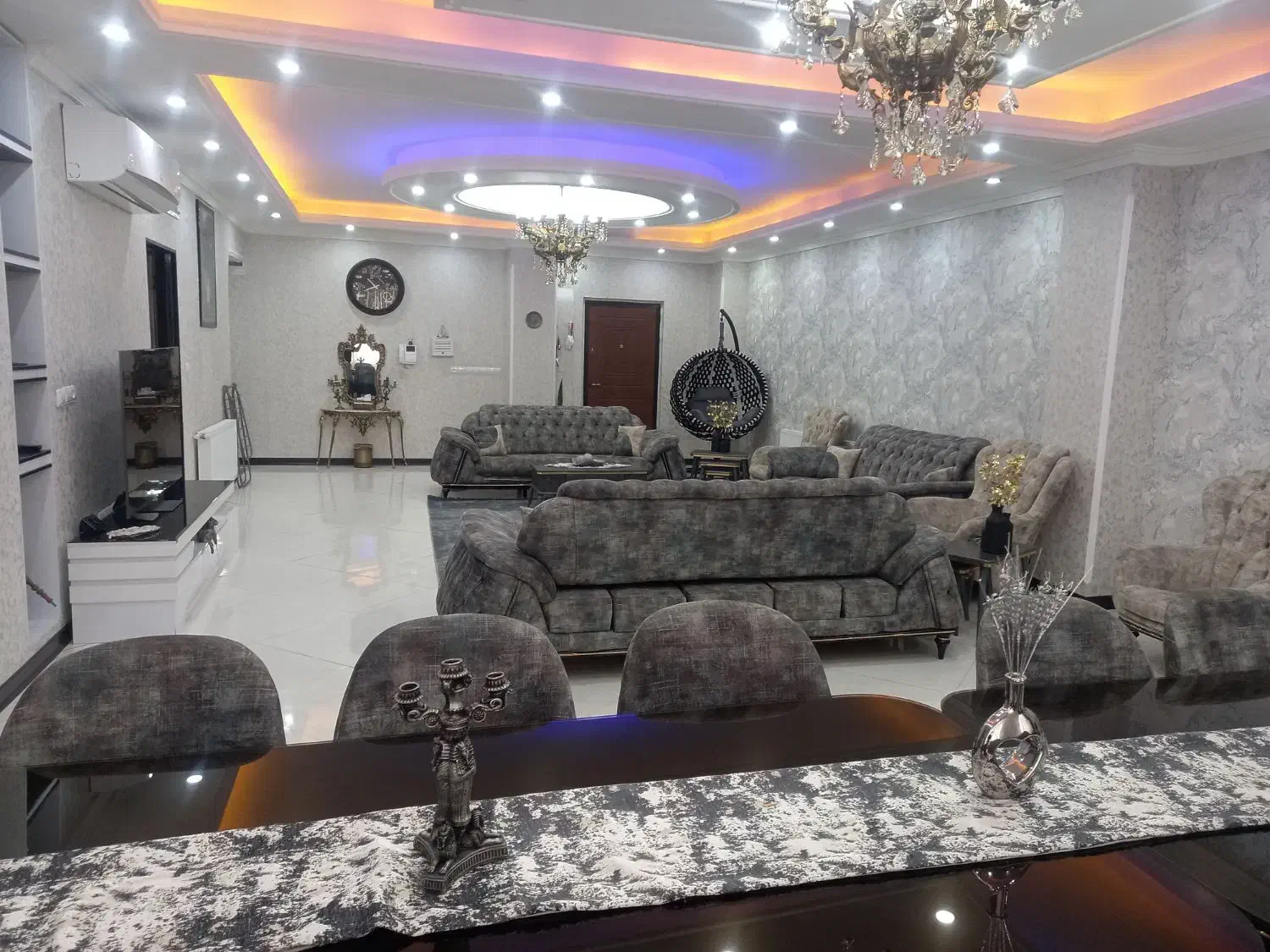 آپارتمان تک واحدی ۱۶۰ متر ۳ خواب طبقه اول|فروش آپارتمان|باقرشهر, |دیوار