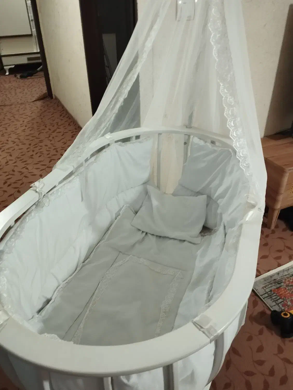 گهواره|تخت و سرویس خواب|سنندج, |دیوار