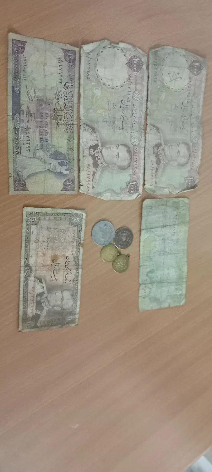 قدیمی|کلکسیون سکه، تمبر، اسکناس|اردبیل, |دیوار