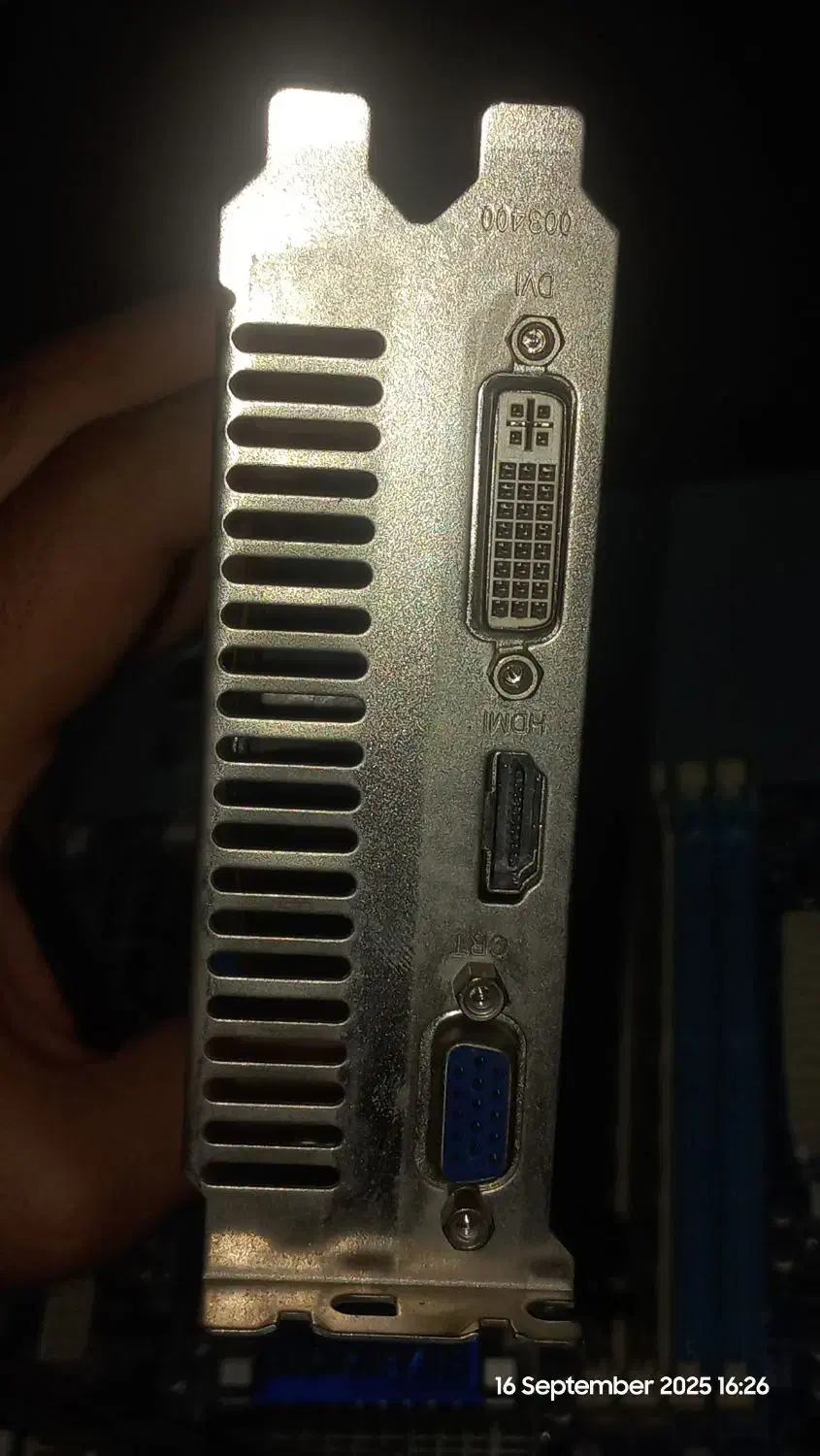 کارت گرافیک Ddr5  - 1 gig - Radeon Hd 4730|قطعات و لوازم جانبی رایانه|تهران, دروازه شمیران|دیوار