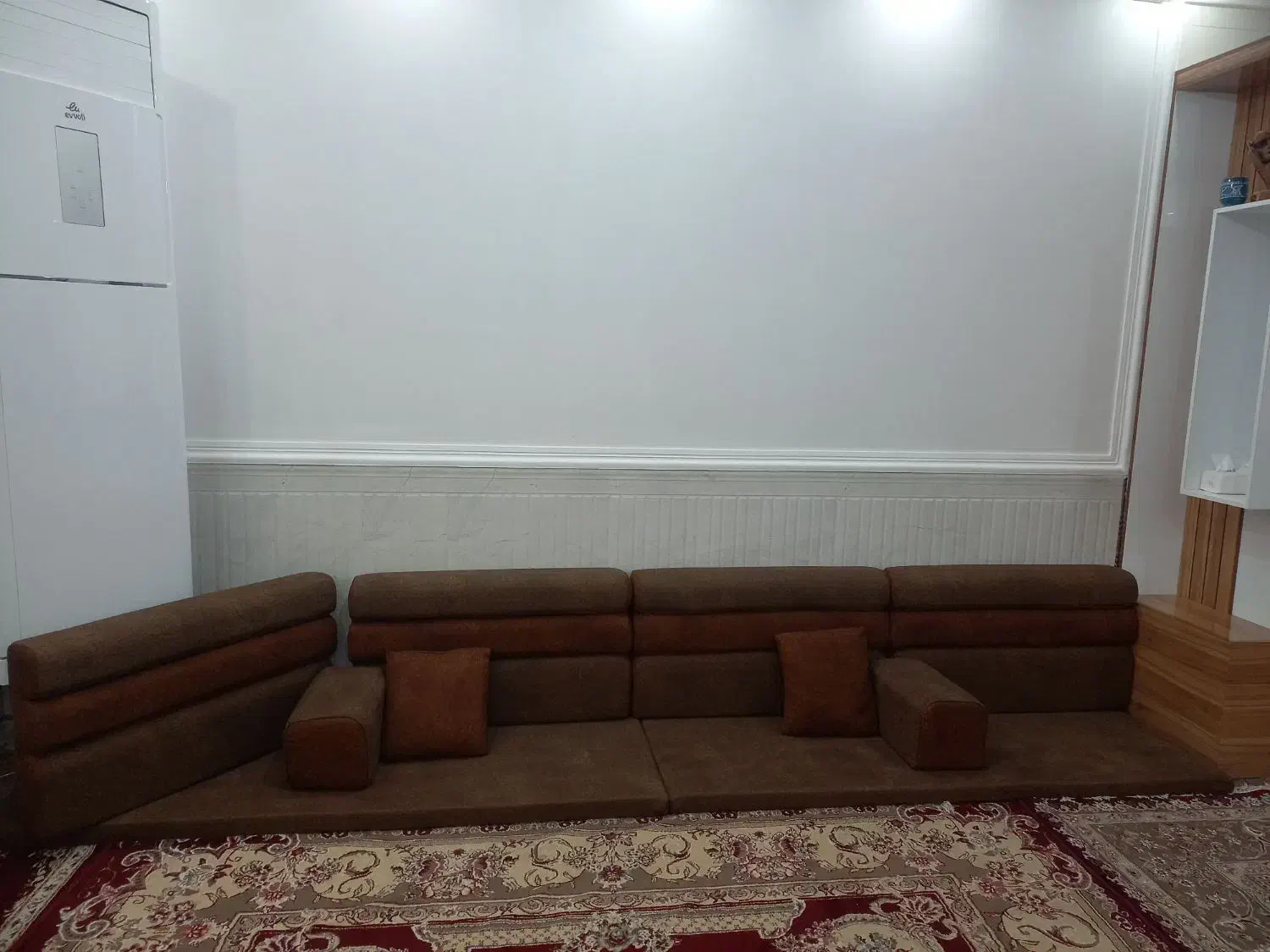 مبل زمینی|پشتی|سوسنگرد, |دیوار