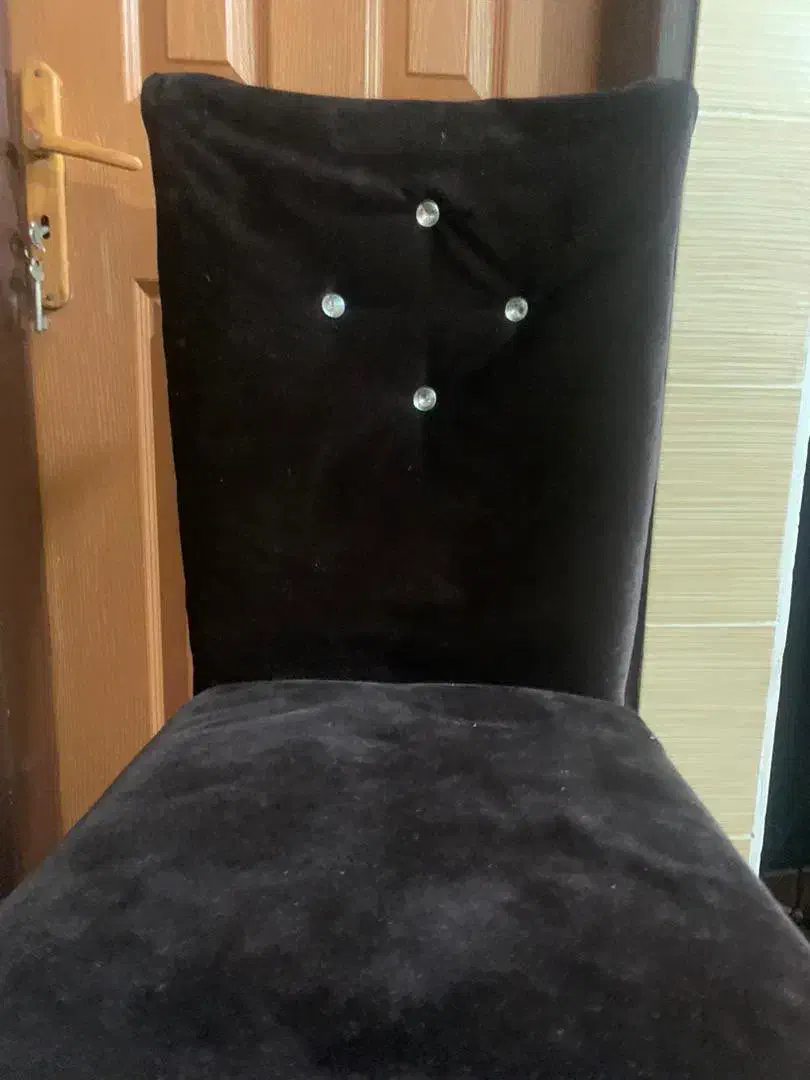 میز ناهار خوری ۴نفره|میز و صندلی غذاخوری|رشت, حمیدیان|دیوار