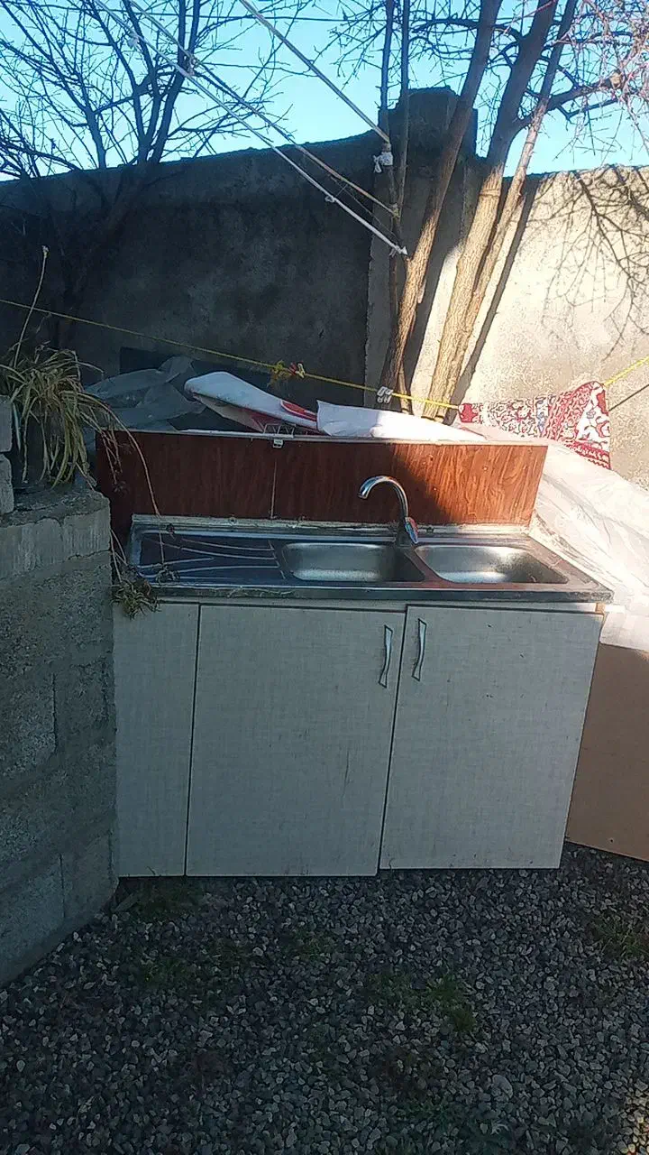 سینک|آب‌چکان و نظم‌دهنده ظروف|صومعه‌سرا, |دیوار