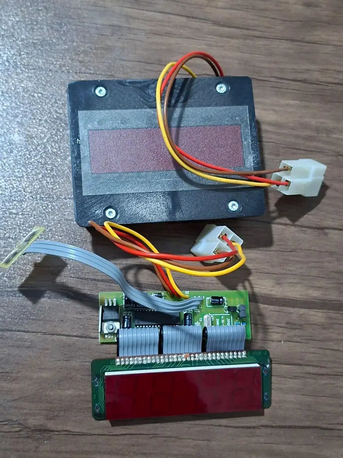 ساعت دیجیتال ۲۴ ولت ماشین سنگین و اتوبوس|قطعات یدکی و لوازم جانبی|تهران, دهقان|دیوار