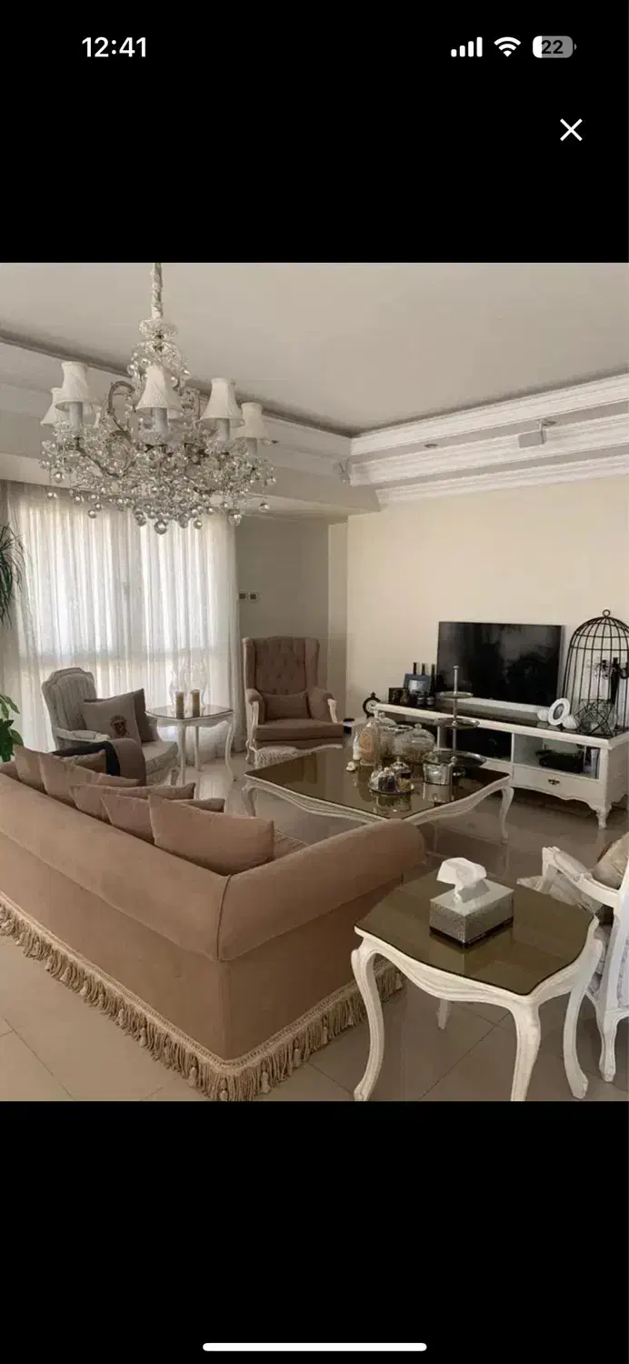 ۹۵مترفول امکانات/نور و نقشه عالی/حوالی مترو صادقیه