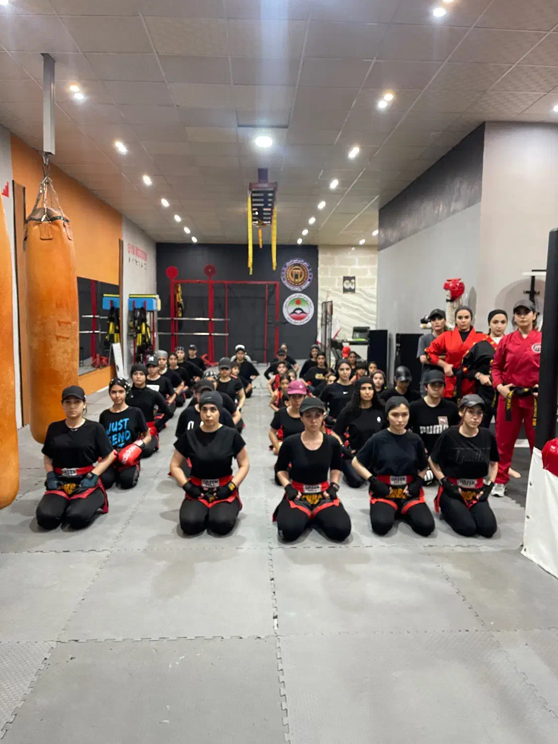 باشگاه ورزشی رزمی خورشید بانوان|خدمات آموزشی|مشهد, چهارچشمه|دیوار