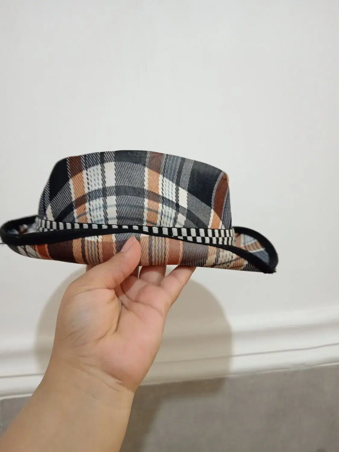 کلاه بچگانه|کفش و لباس بچه|پاکدشت, پاکدشت (مامازند)|دیوار