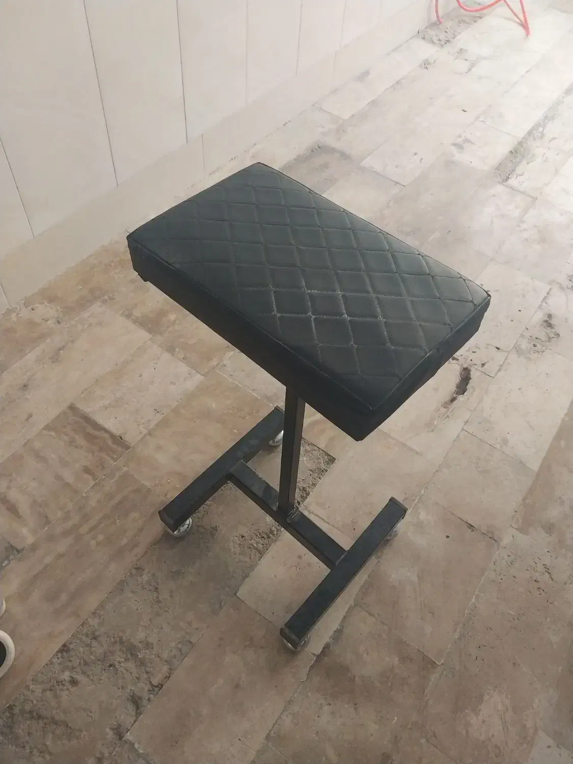 میز تتو|میز و صندلی غذاخوری|قم, ولیعصر|دیوار