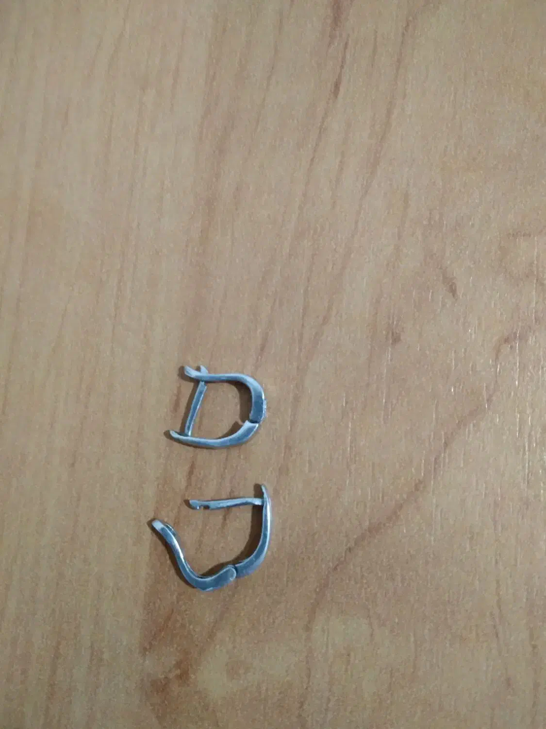 گوشوار نقره|بدلیجات|گنبد کاووس, |دیوار