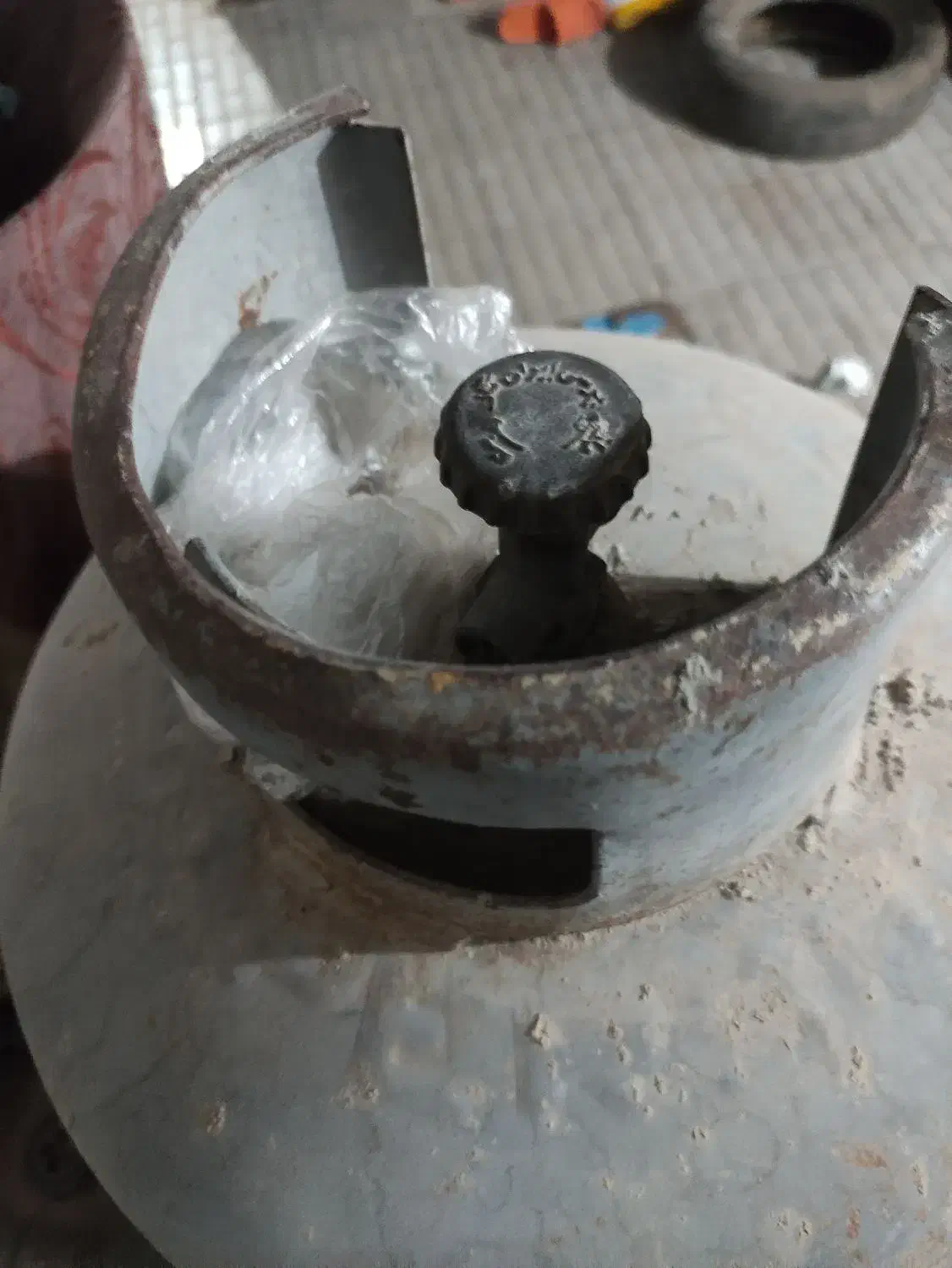 کپسول گاز بزرگ پرسی گاز|ابزارآلات|قزوین, |دیوار