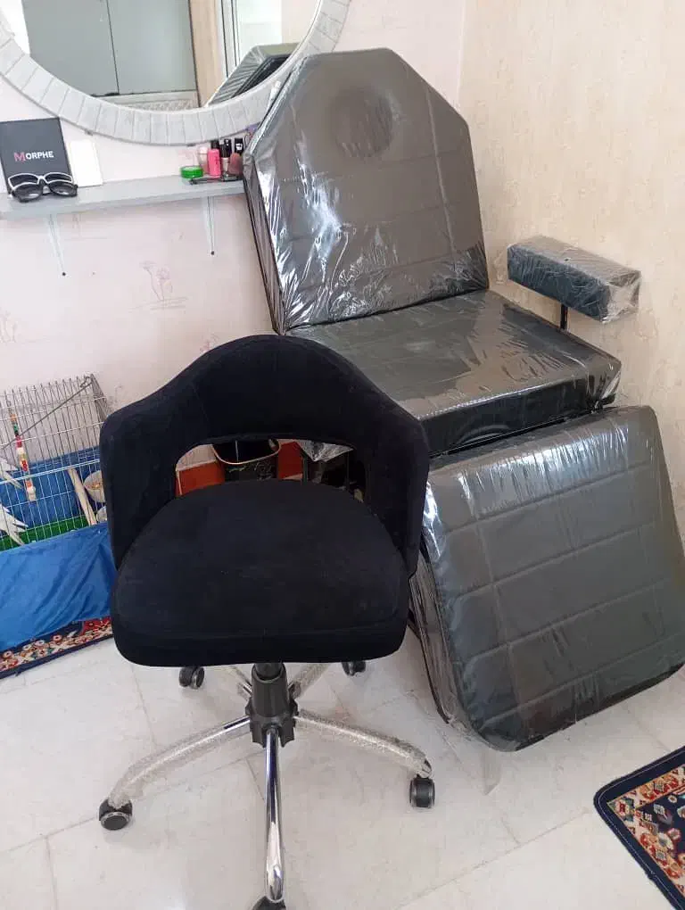 تخت تتو صندلی تتو|آرایشگاه و سالن‌های زیبایی|قم, پردیسان|دیوار