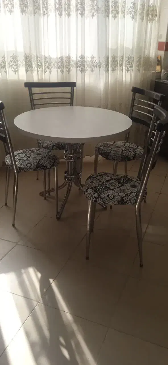 میز ناهار خوری 4 نفره|میز و صندلی غذاخوری|بیرجند, |دیوار