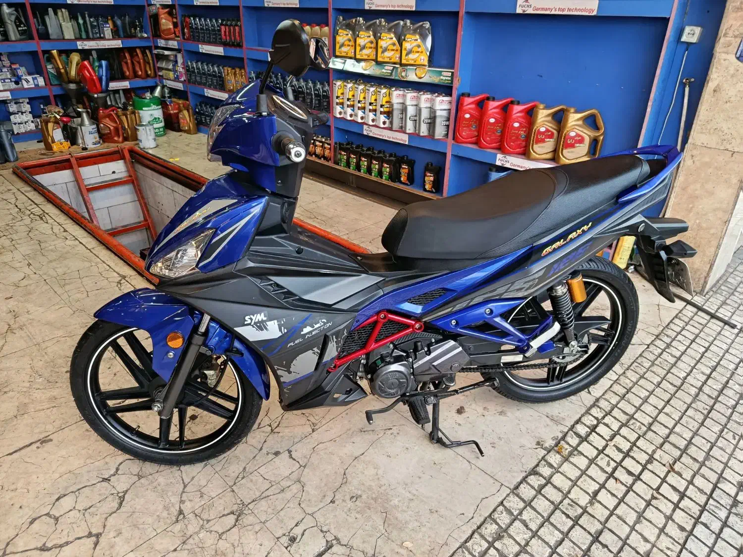 لاکی 125|موتورسیکلت|تهران, شهرک آپادانا|دیوار