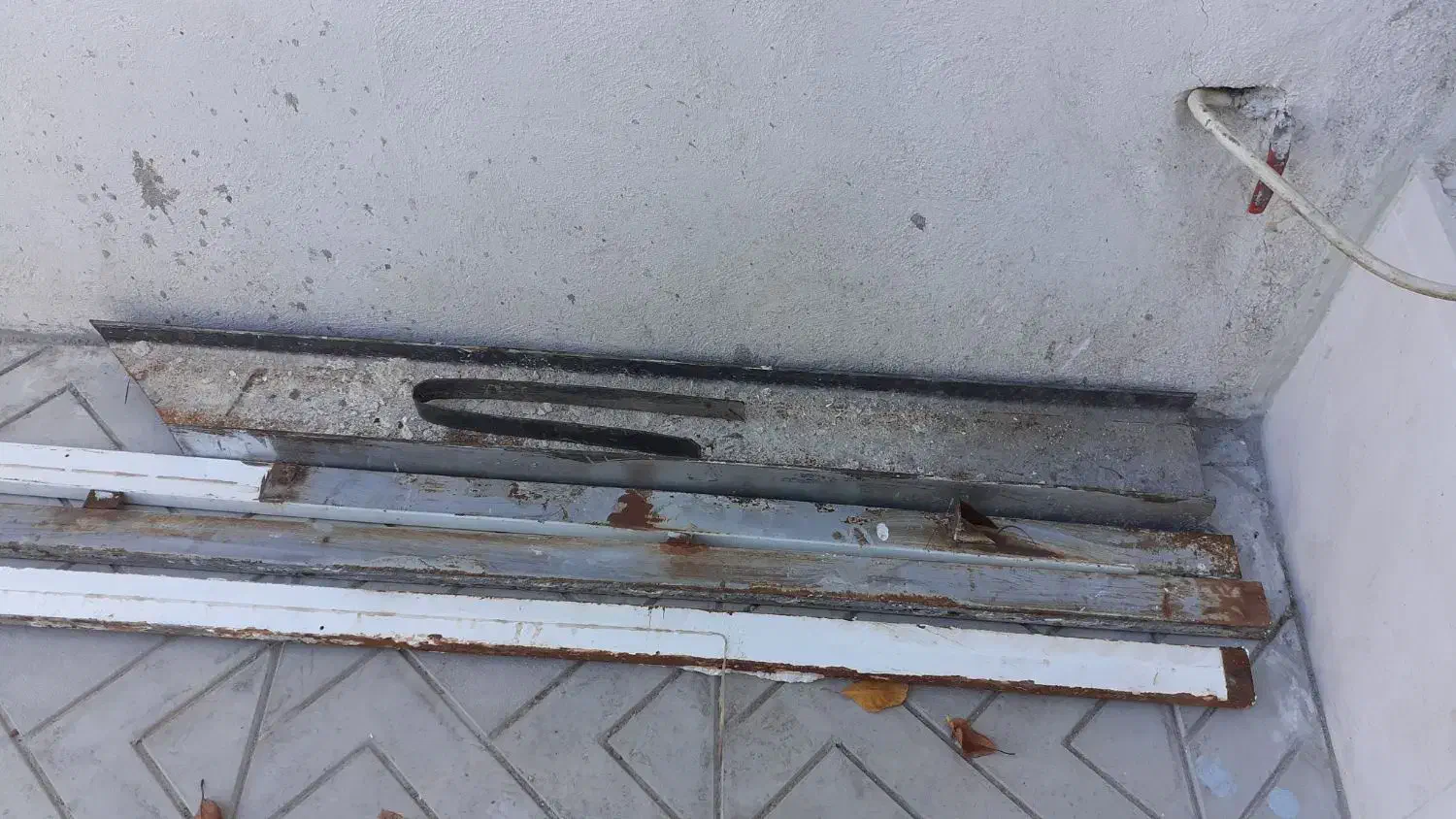 آهن ۱۶ و قطی ۶۰×۳۰|مصالح و تجهیزات ساختمان|قیدار, |دیوار