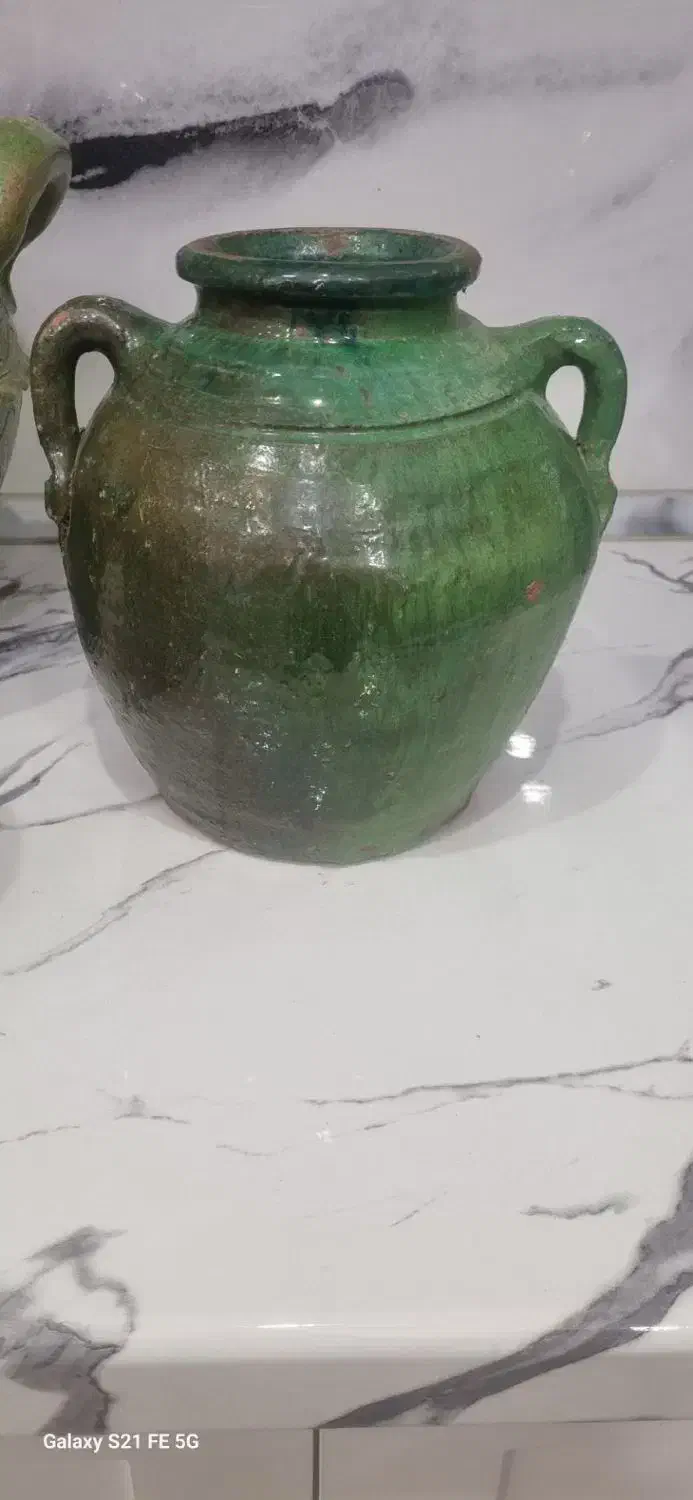 کوزه سفالی و آتشدان|کلکسیون اشیاء عتیقه|نسیمشهر, |دیوار