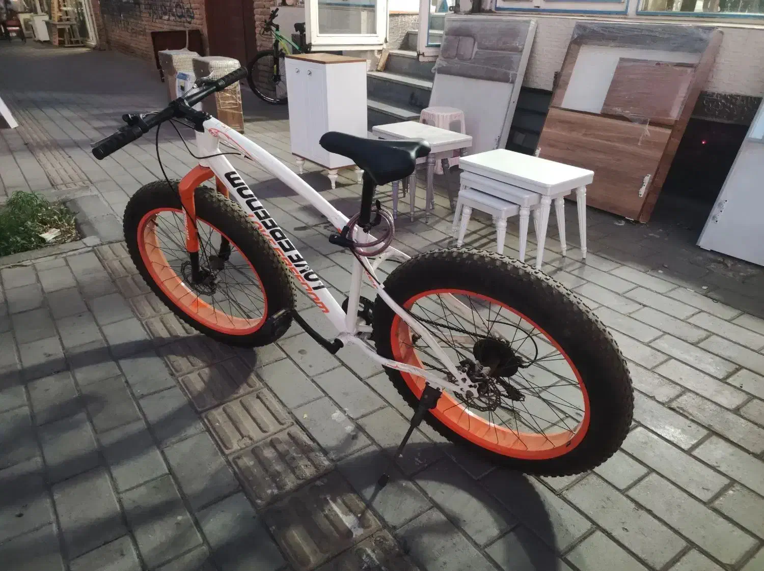 دوچرخه|دوچرخه، اسکیت، اسکوتر|سلماس, |دیوار