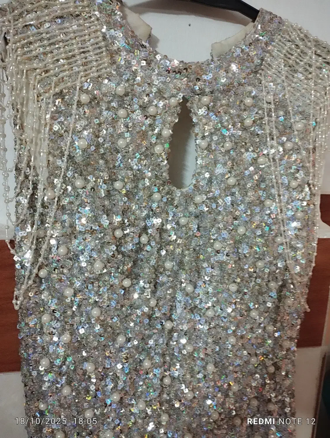 لباس مجلسی در حد نو|لباس|پاکدشت, پاکدشت (مامازند)|دیوار