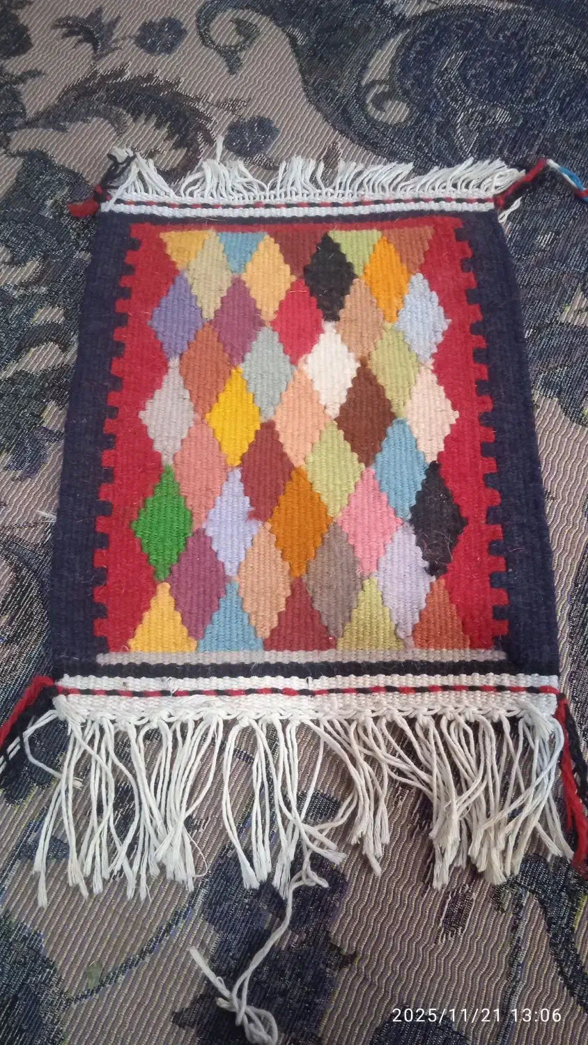 گیلم|گلیم، جاجیم، گبه|صحنه, |دیوار