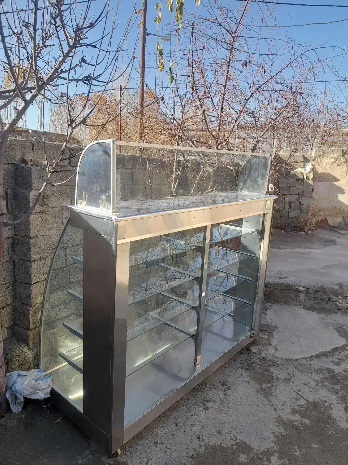 ویترین شیرینی فروشی|فروشگاه و مغازه|دیواندره, |دیوار