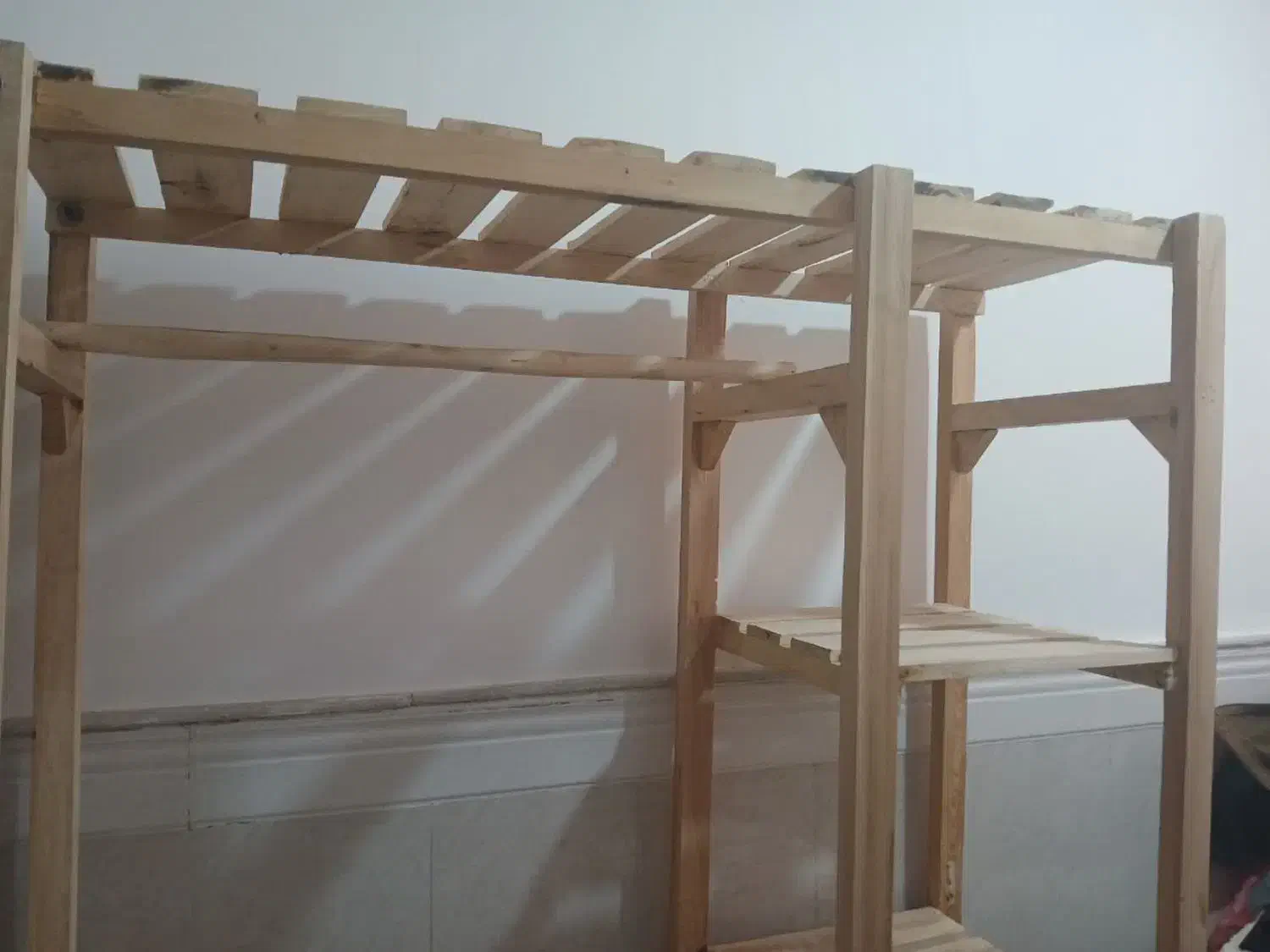 رگال چوبی|کتابخانه، شلف، قفسه‌های دیواری|قم, ولیعصر|دیوار