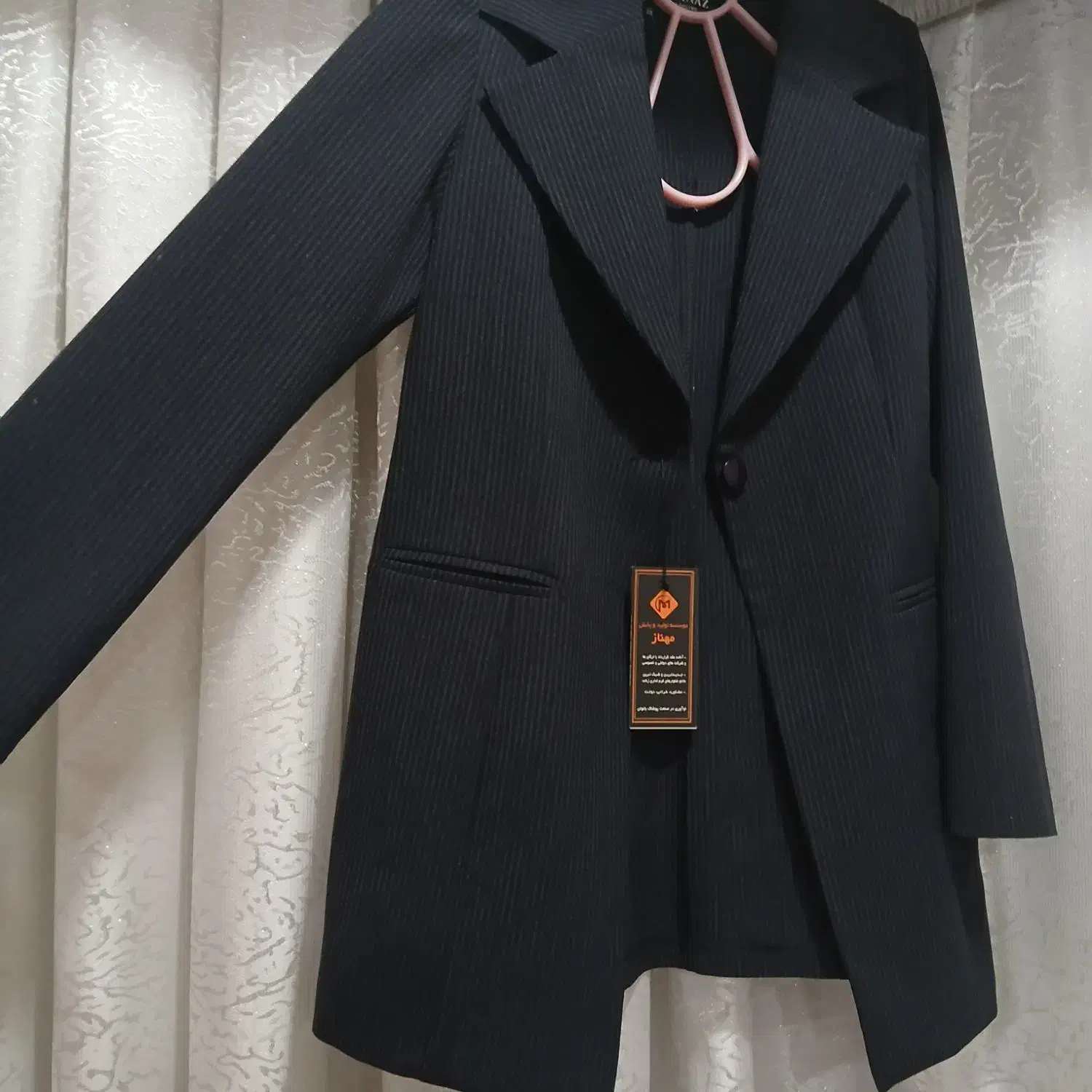 کت اداری تک پوشیده نشده|لباس|اهواز, فاز ۲ پادادشهر|دیوار