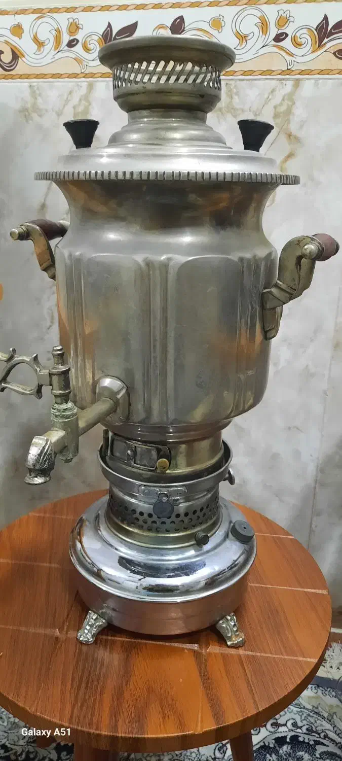 عتیقه|کلکسیون اشیاء عتیقه|رباط‌کریم, الارد|دیوار