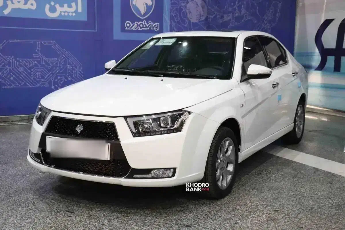 خودروی دنا پلاس صفر 1404|خودرو سواری و وانت|نجفآباد, امام خمینی|دیوار