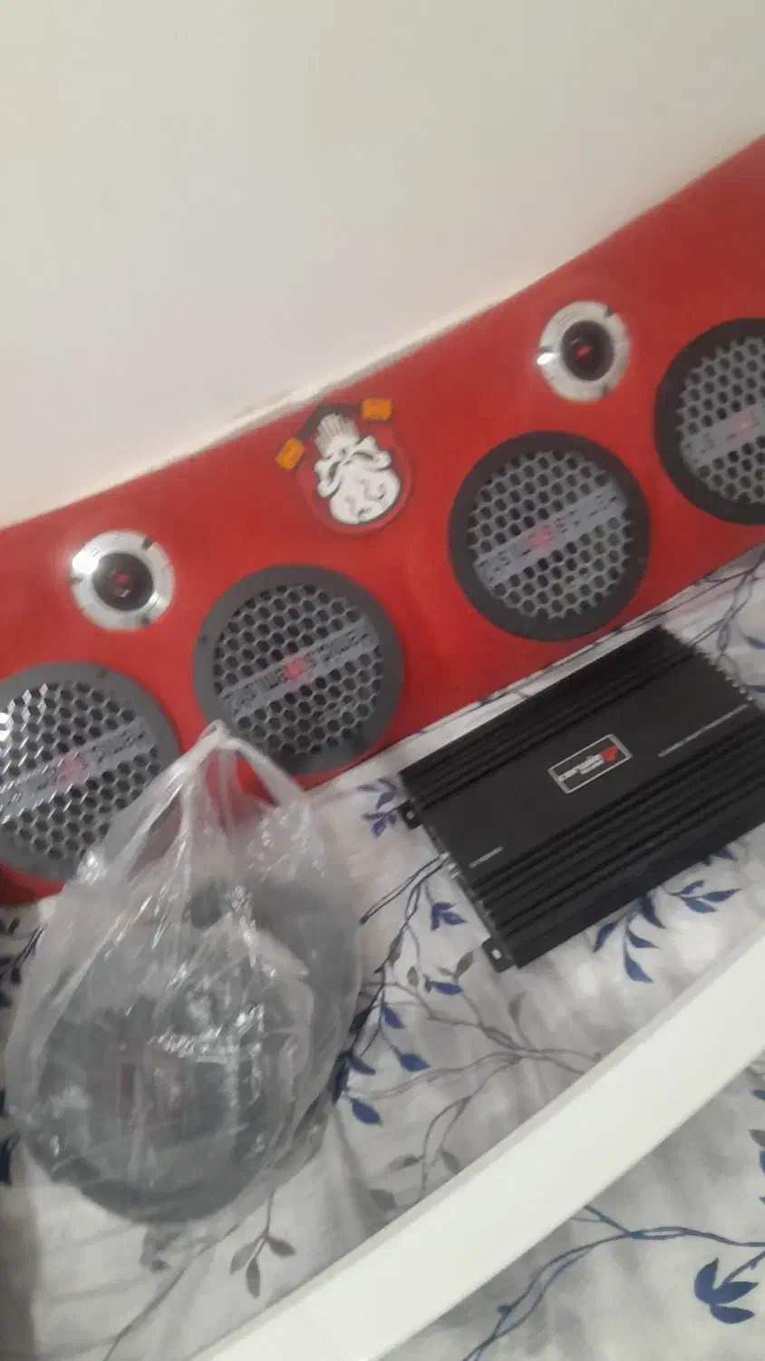 سیستم نو|صوتی و تصویری|شاهین‌شهر, شهرک گلدیس|دیوار