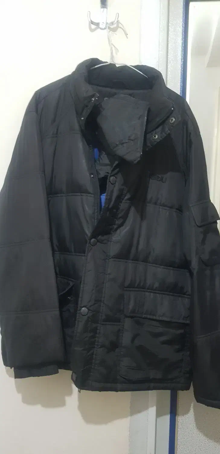 تعدای لباس قیمتها متفاوت|حراج|شیراز, شهرک مهدیآباد|دیوار