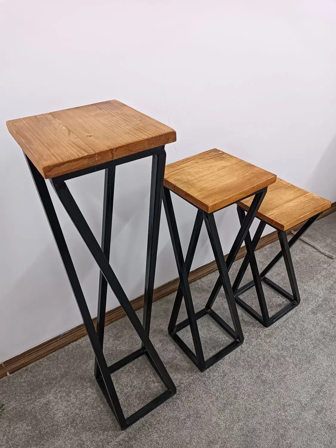 پایه گلدان|گل و گیاه طبیعی|میبد, |دیوار