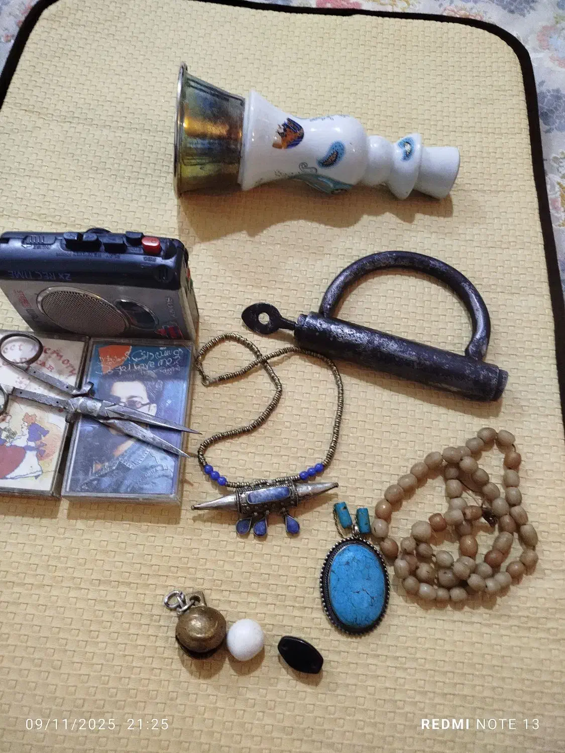 گردنبد ورشو قدیمی قاجاری|کلکسیون اشیاء عتیقه|خمینی‌شهر, |دیوار