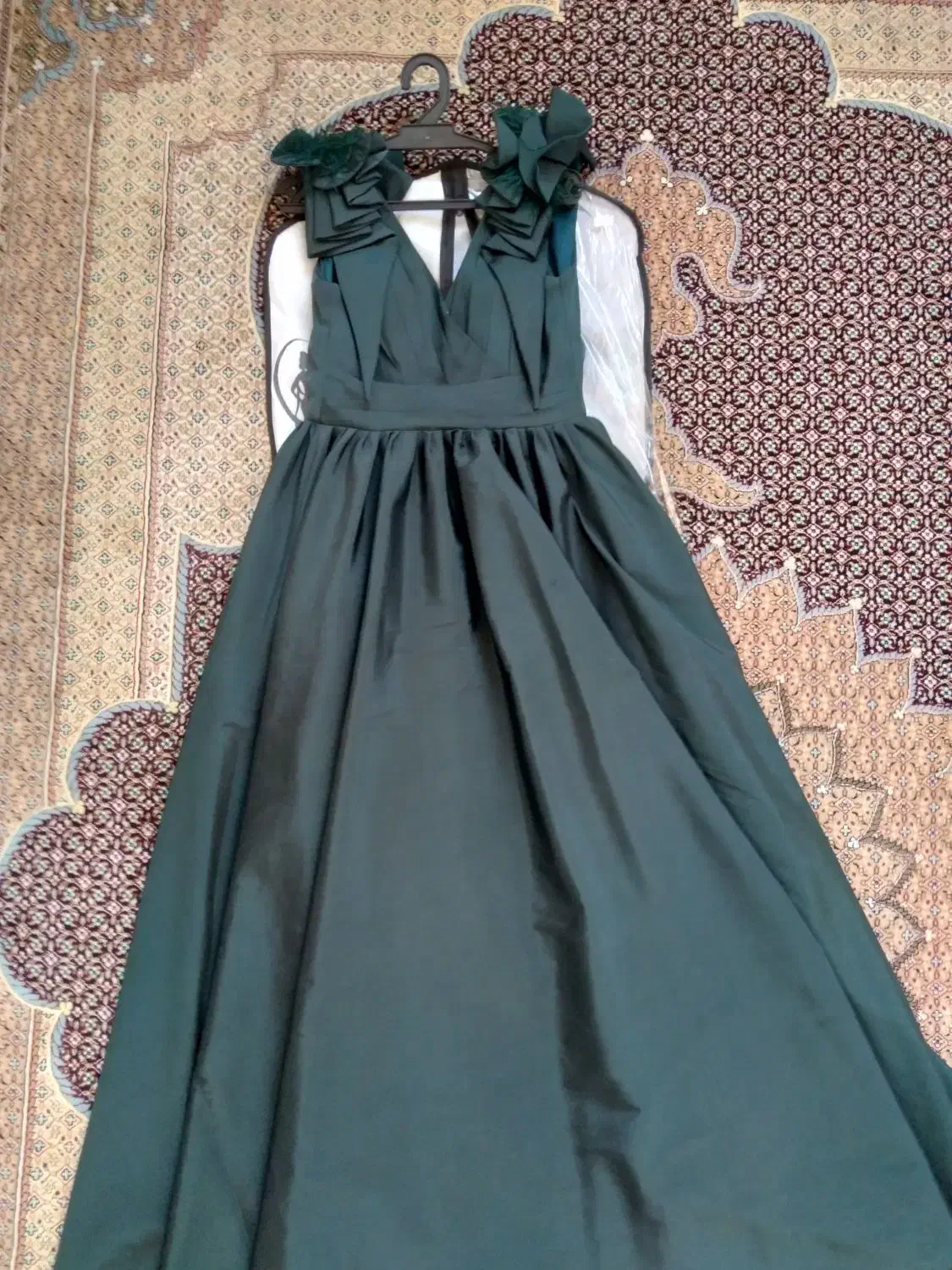 لباس مجلسی|لباس|شاهیوند, |دیوار