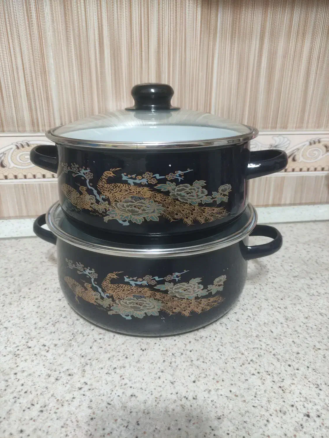 دیگ لعابی|ظروف پخت‌وپز|رشت, گلسار|دیوار