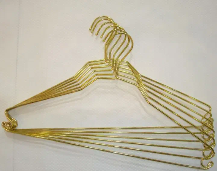 آویز لباس فلزی رنگ طلایی|بندرخت و رختآویز|شیراز, شیشهگری|دیوار