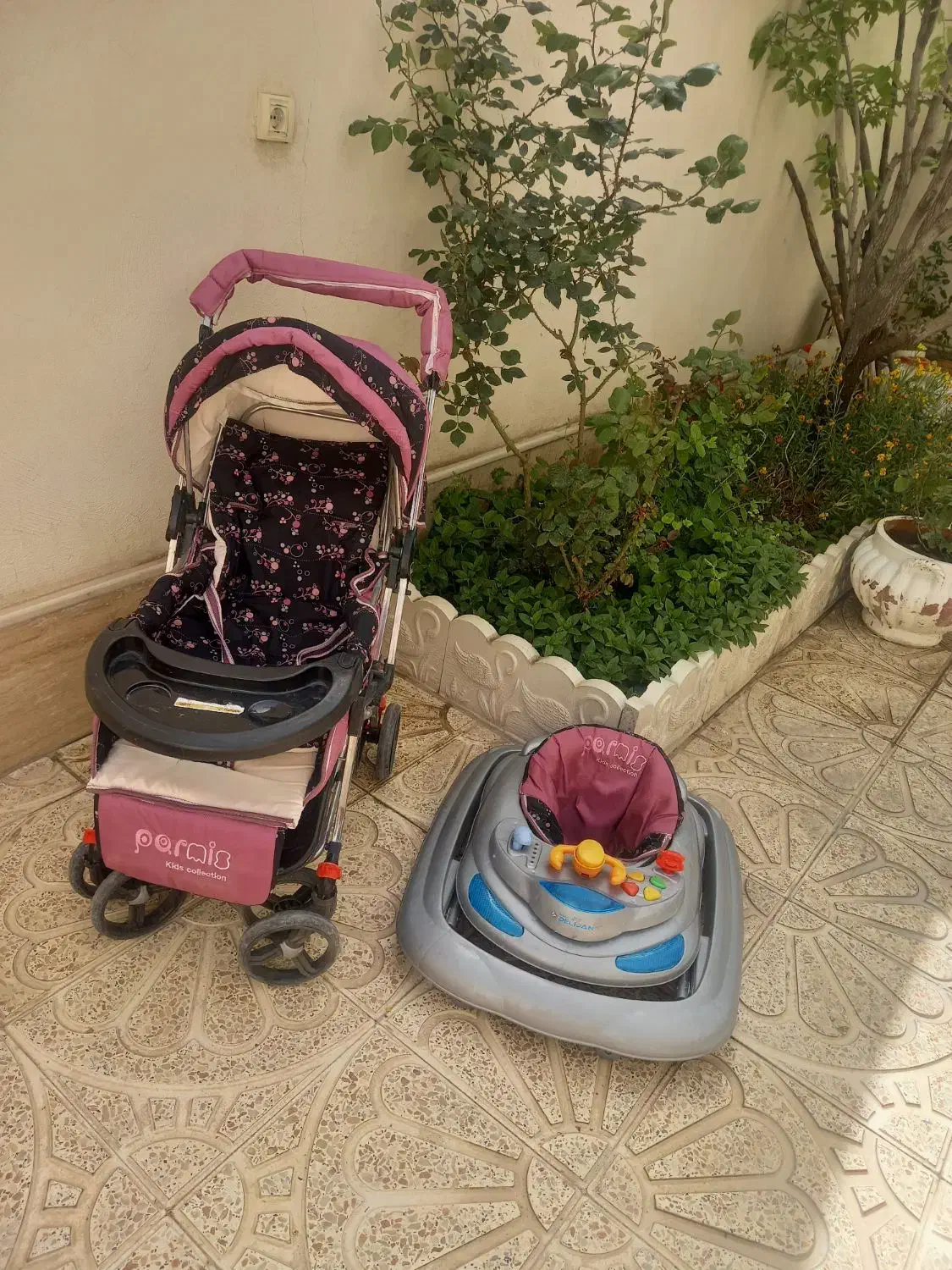 کالسکه و روروئک خیلی کم استفاده شده است|کالسکه و لوازم جانبی|مراغه, |دیوار