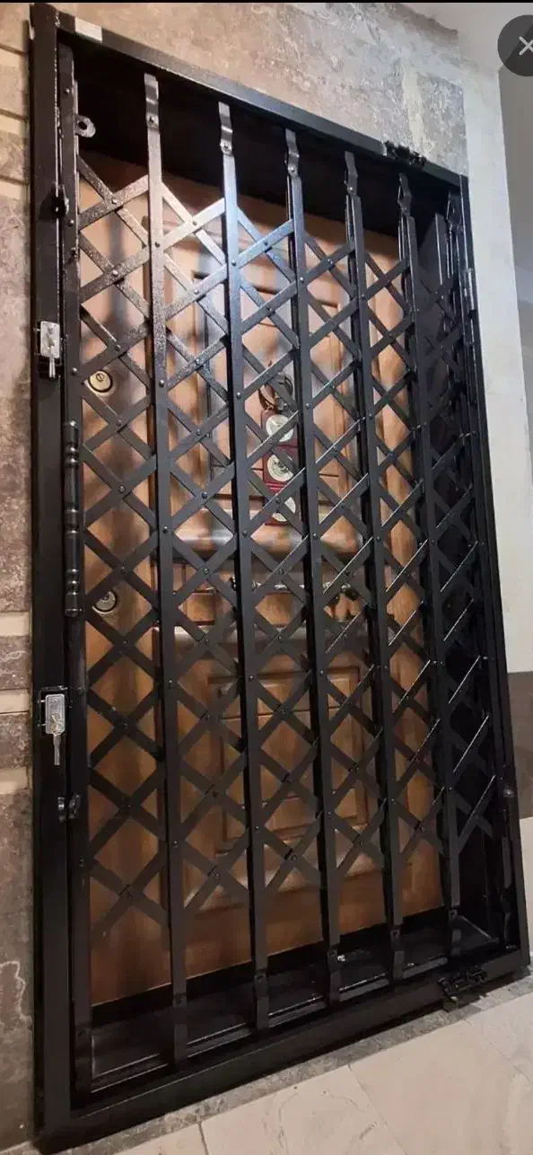 حفاظ درب آکاردئونی|مصالح و تجهیزات ساختمان|قرچک, زیبا شهر|دیوار