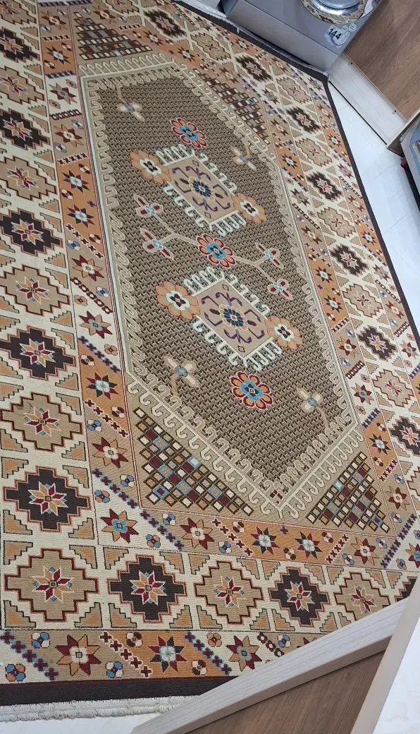گلیم فرش اشپزخانه ۶ متری|گلیم، جاجیم، گبه|شاهین‌شهر, گزبرخوار|دیوار