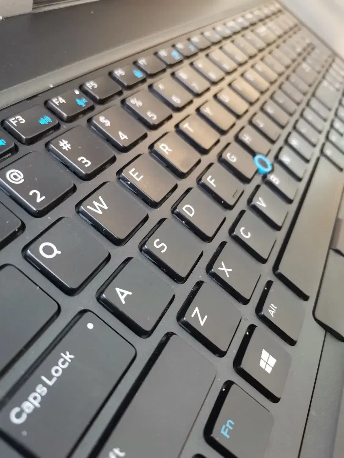 دل Precision 7520 i7 با16Gرم و4گیگ گرافیک رندرینگ|رایانه همراه|یزد, |دیوار