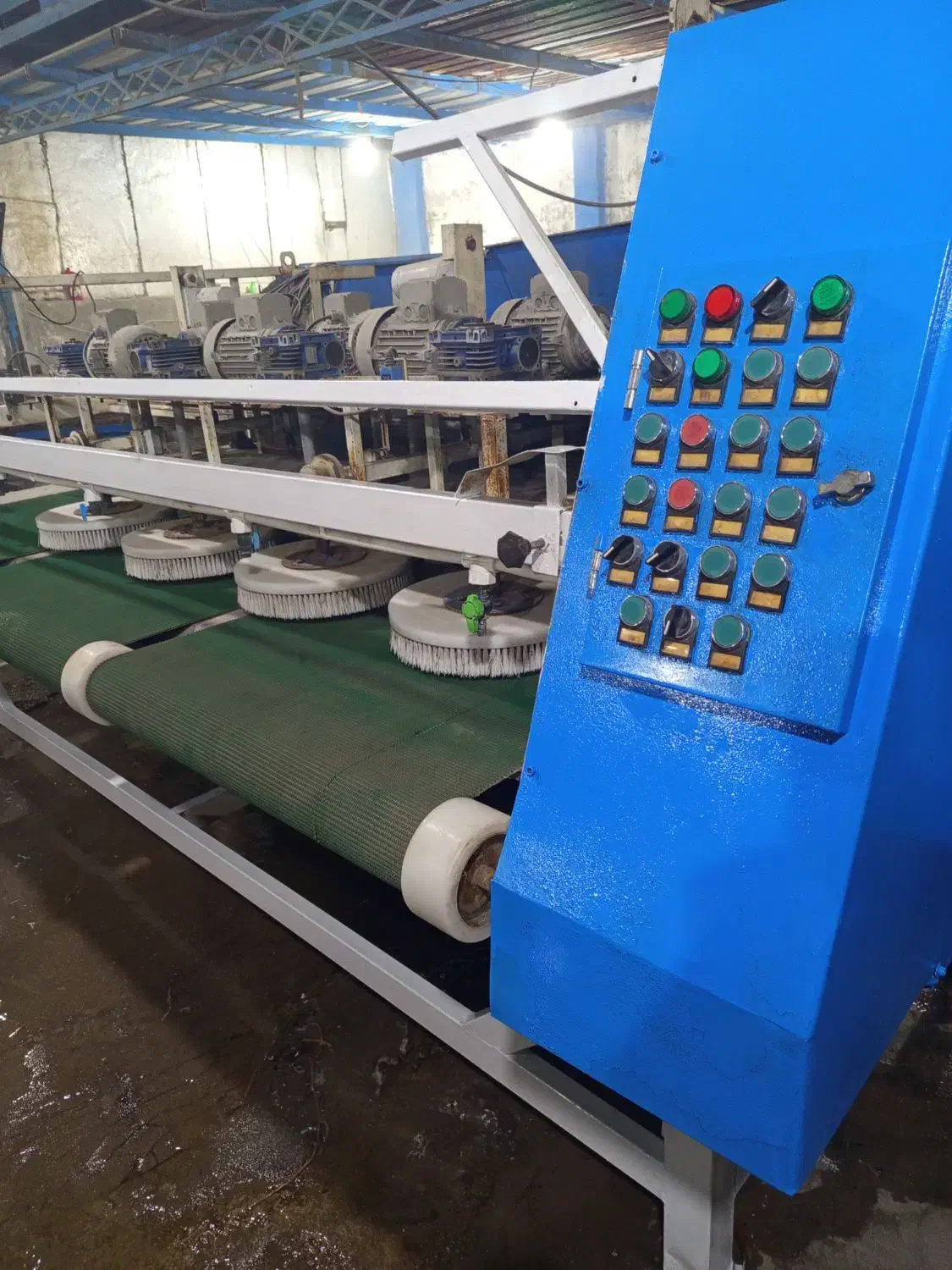 قالیشویی کمالپور قشمی با دستگاه اتومات|خدمات نظافت|قشم, |دیوار