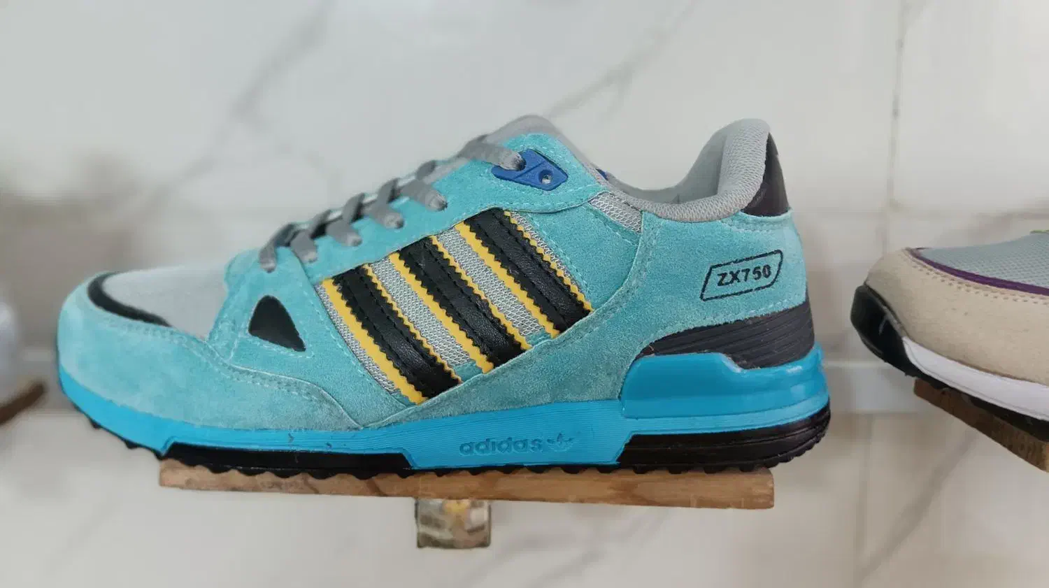 قاب شبرنگی سه خط|لوازم جانبی موبایل و تبلت|سبزوار, شهرک ابوذر|دیوار