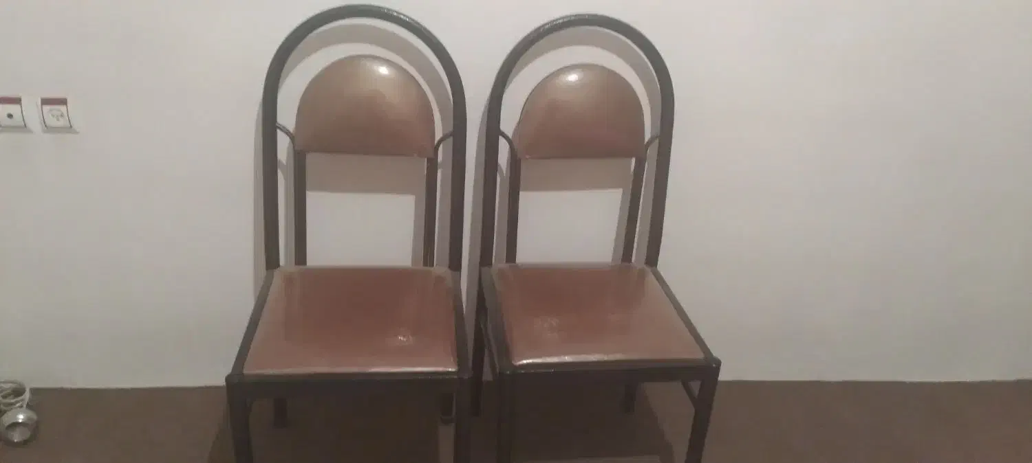 صندل فلزی نو|مبلمان اداری|سلماس, |دیوار