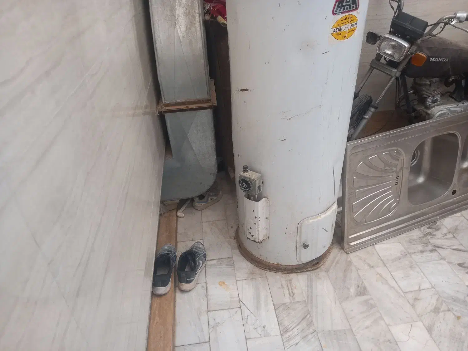 سینگ و آبگرمکن|آبگرمکن، پکیج، شوفاژ|قم, شهید صیاد شیرازی|دیوار