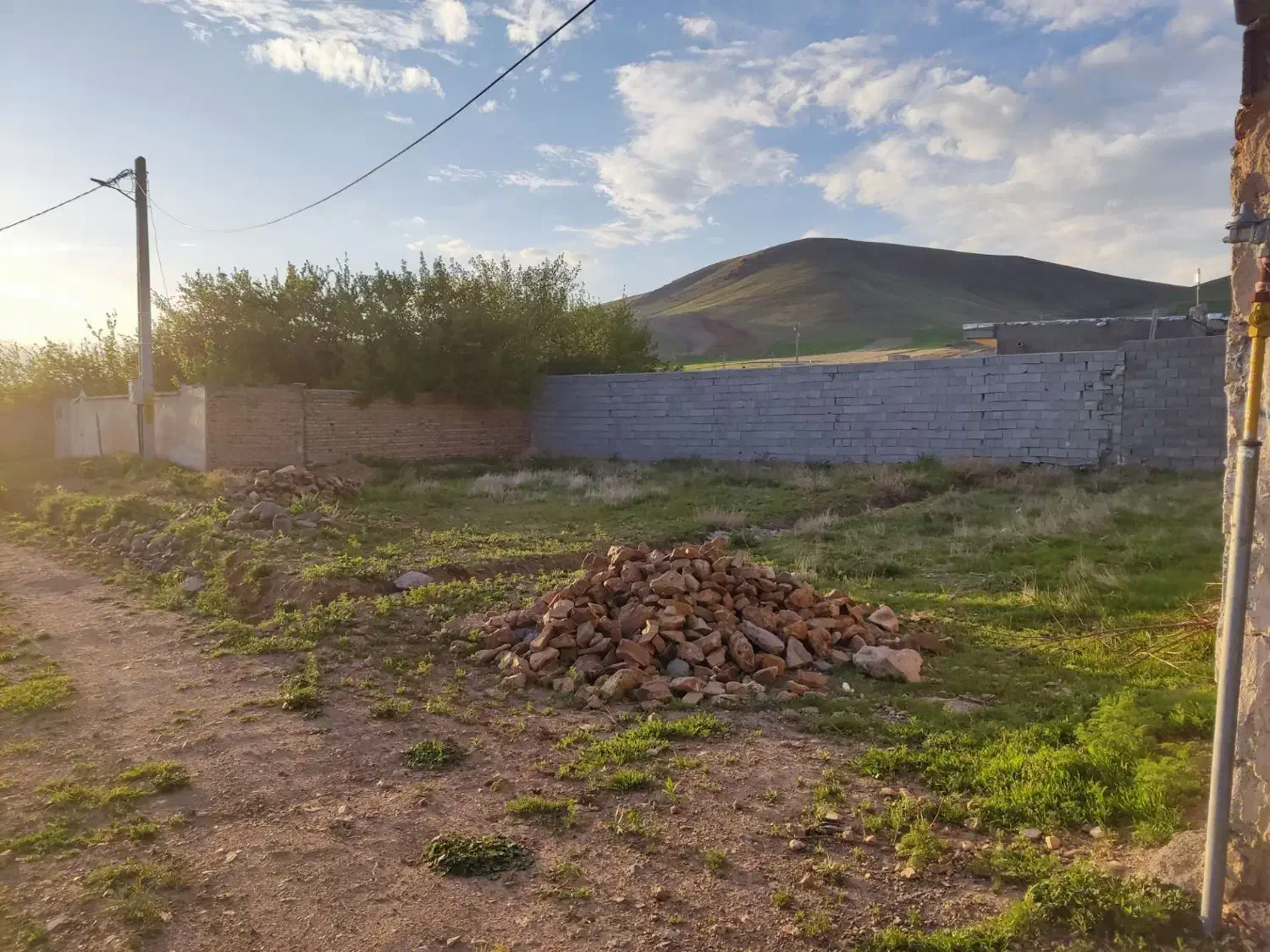 زمین مسکونی واقع در هریس ترکایش|فروش زمین و ملک کلنگی|هریس, |دیوار