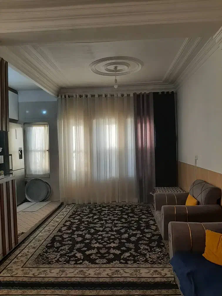 خانه ویلایی دو و نیم طبقه و دو کله|فروش خانه و ویلا|قم, منبع آب|دیوار