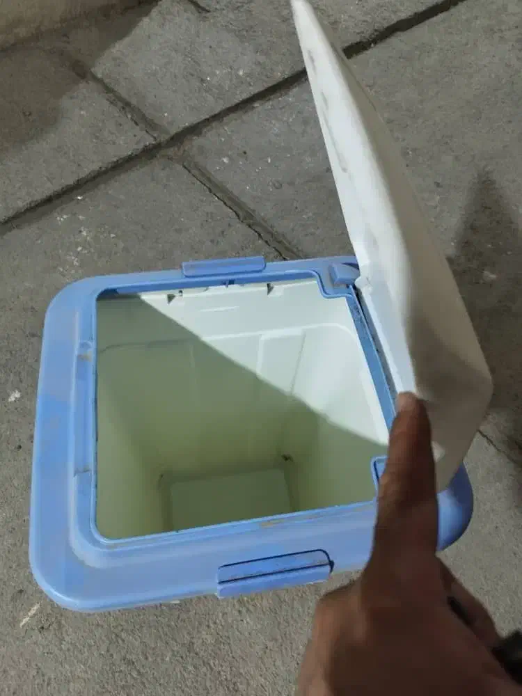 سطل زباله نو|لوازم نظافت|ایلام, |دیوار