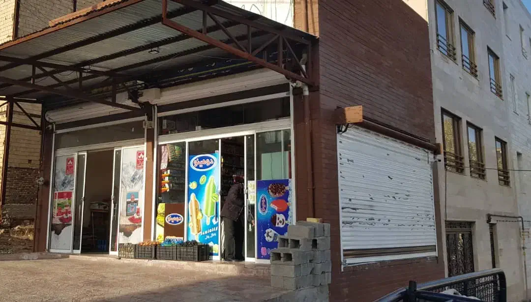 مغازه تجاری تک برگ سند شازند|فروش مغازه و غرفه|شازند, |دیوار