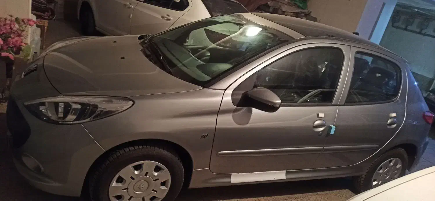 ۲۰۷tu5pپانا تیتانیومی با کارت طلایی|خودرو سواری و وانت|اردبیل, |دیوار